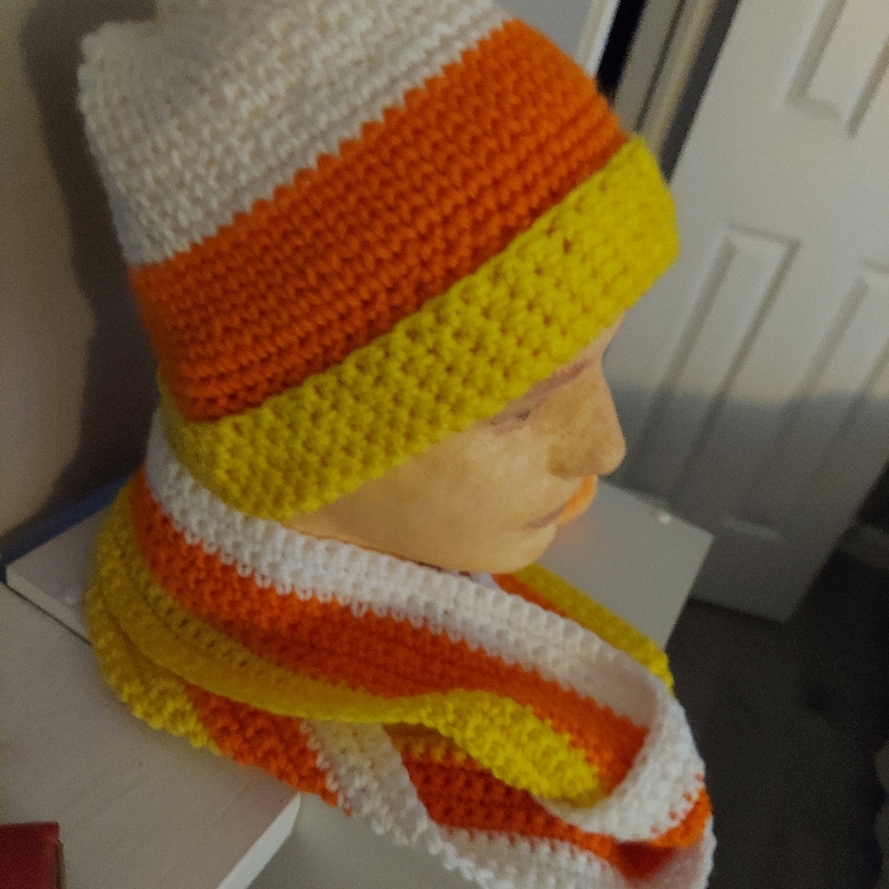 HAT AND SCARF Set!